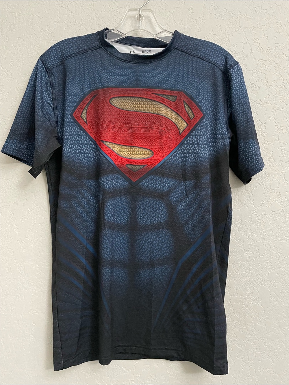 Under Armour Superman HeatGear Compression Shirt Mens XL Blue Alter Ego